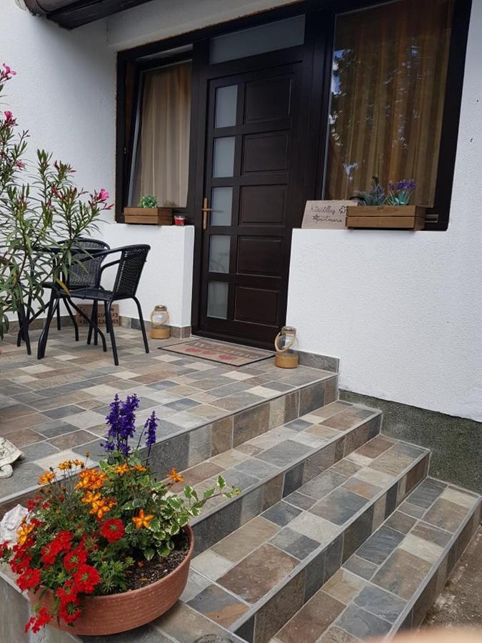 Kiscsillag Apartman Harkany Exterior photo