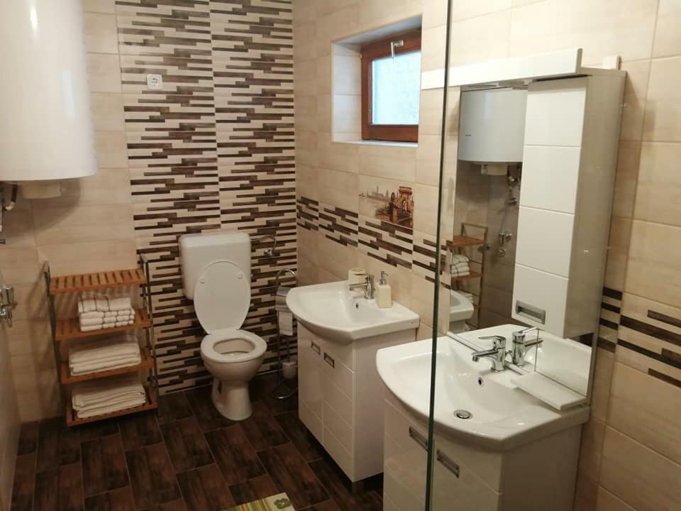 Kiscsillag Apartman Harkany Exterior photo